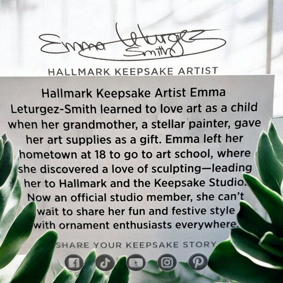 2024 Hallmark White Mute Swan Keepsake Ornament - Picture 7 of 8